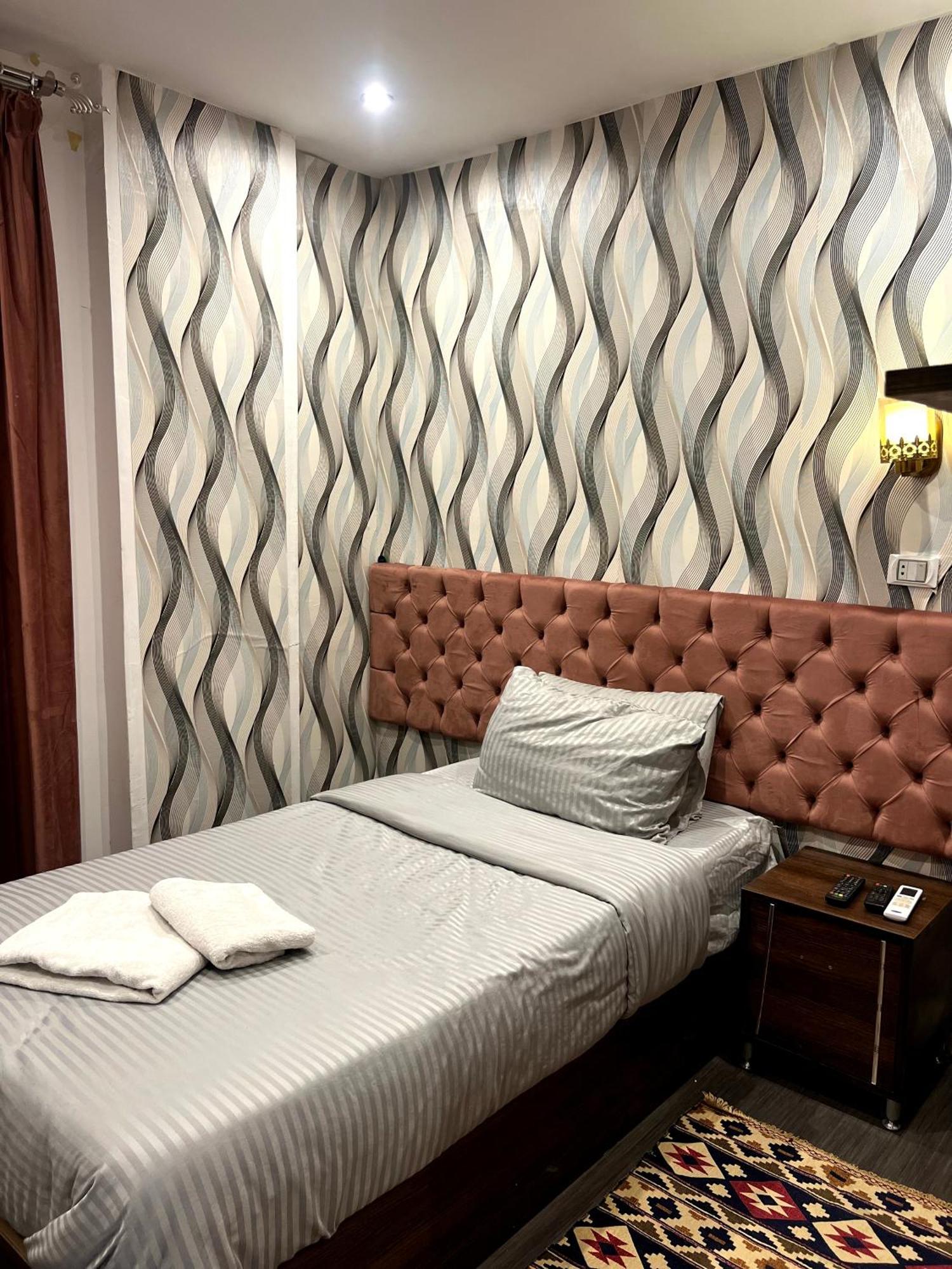 Grand Pyramids Inn Kafret el-Gabal 外观 照片